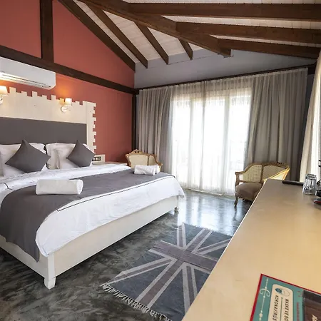 فندق Loft - Adults Only 3*
