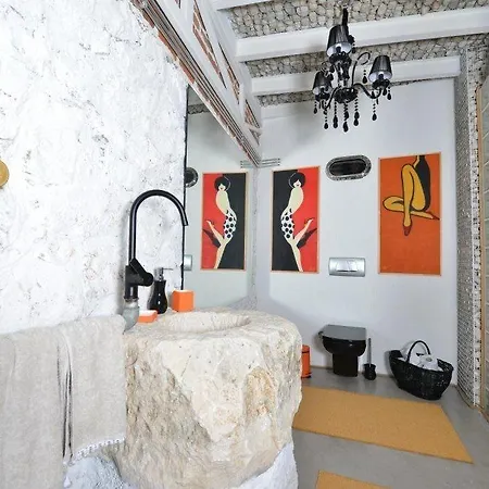 Loft - Adults Only Szálloda 3*