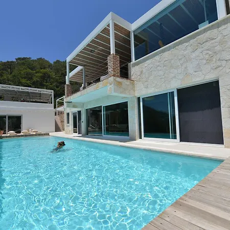 Hotel Loft - Adults Only 3*