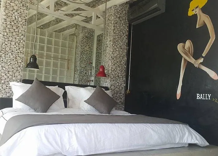 Отель Loft - Adults Only