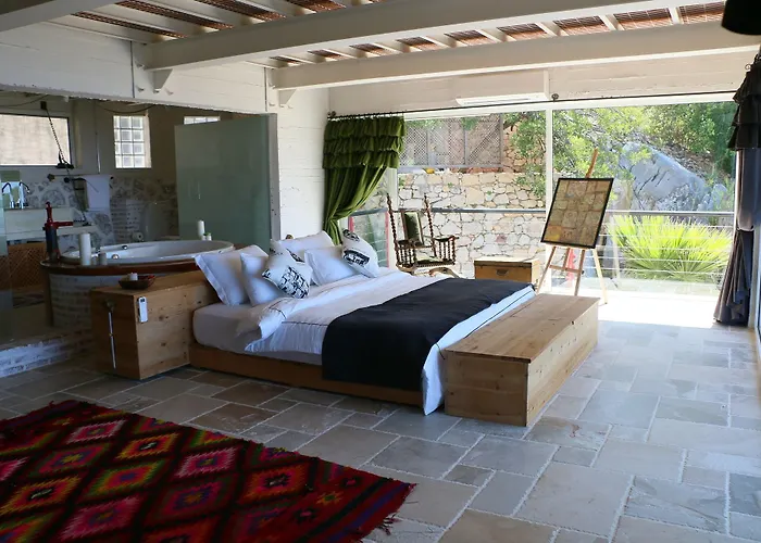 Отель Loft - Adults Only