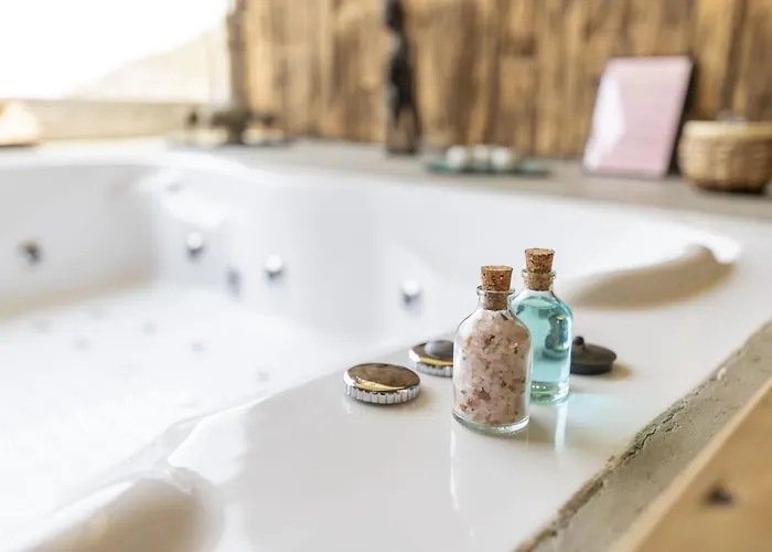 Loft - Adults Only Hotel